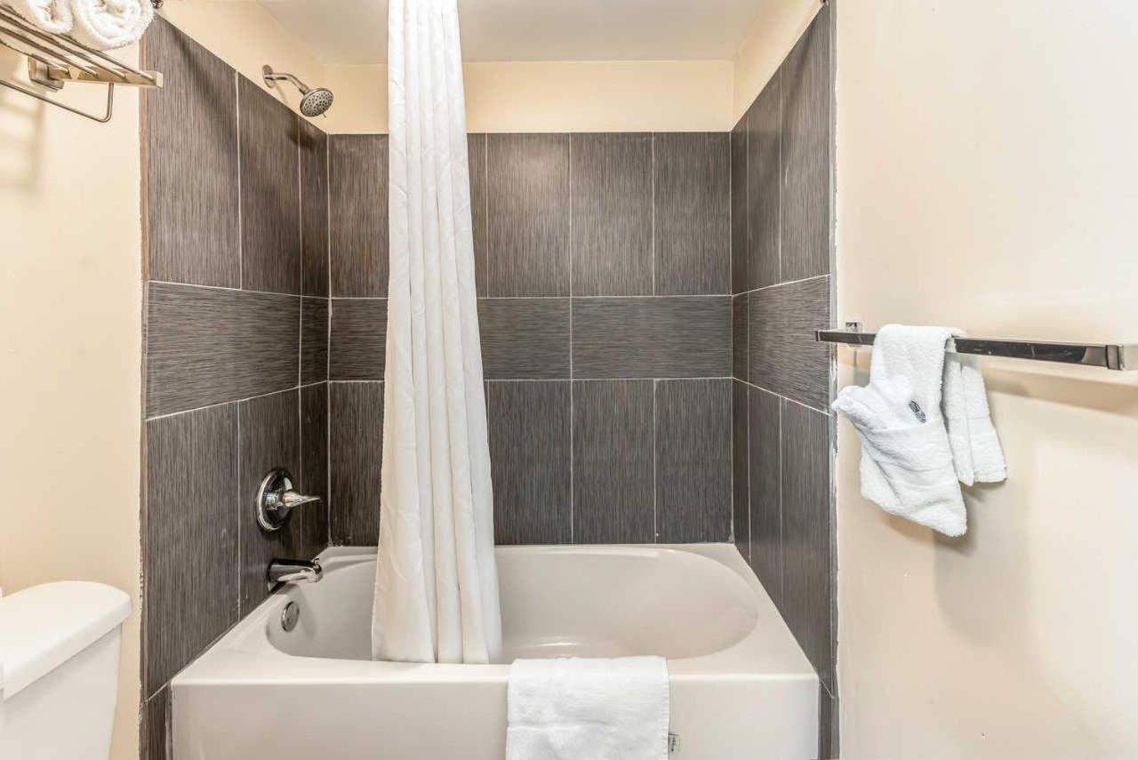 Econo Lodge Franklin Екстериор снимка