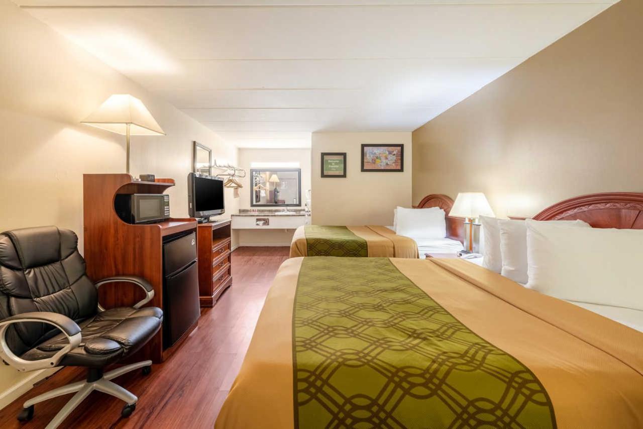 Econo Lodge Franklin Екстериор снимка