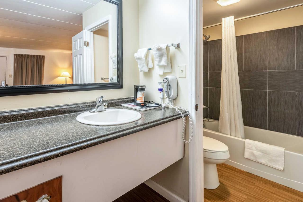 Econo Lodge Franklin Екстериор снимка