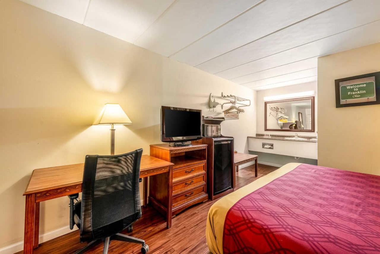 Econo Lodge Franklin Екстериор снимка