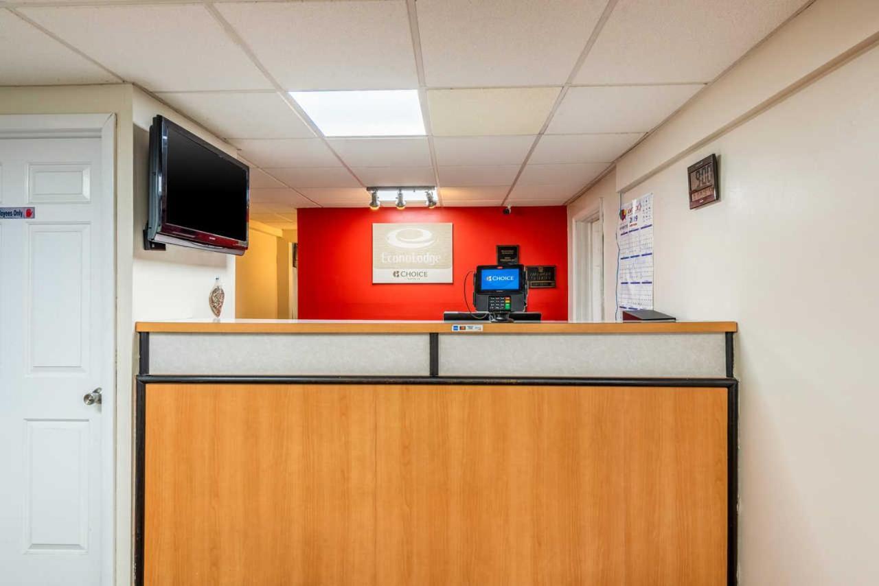 Econo Lodge Franklin Екстериор снимка