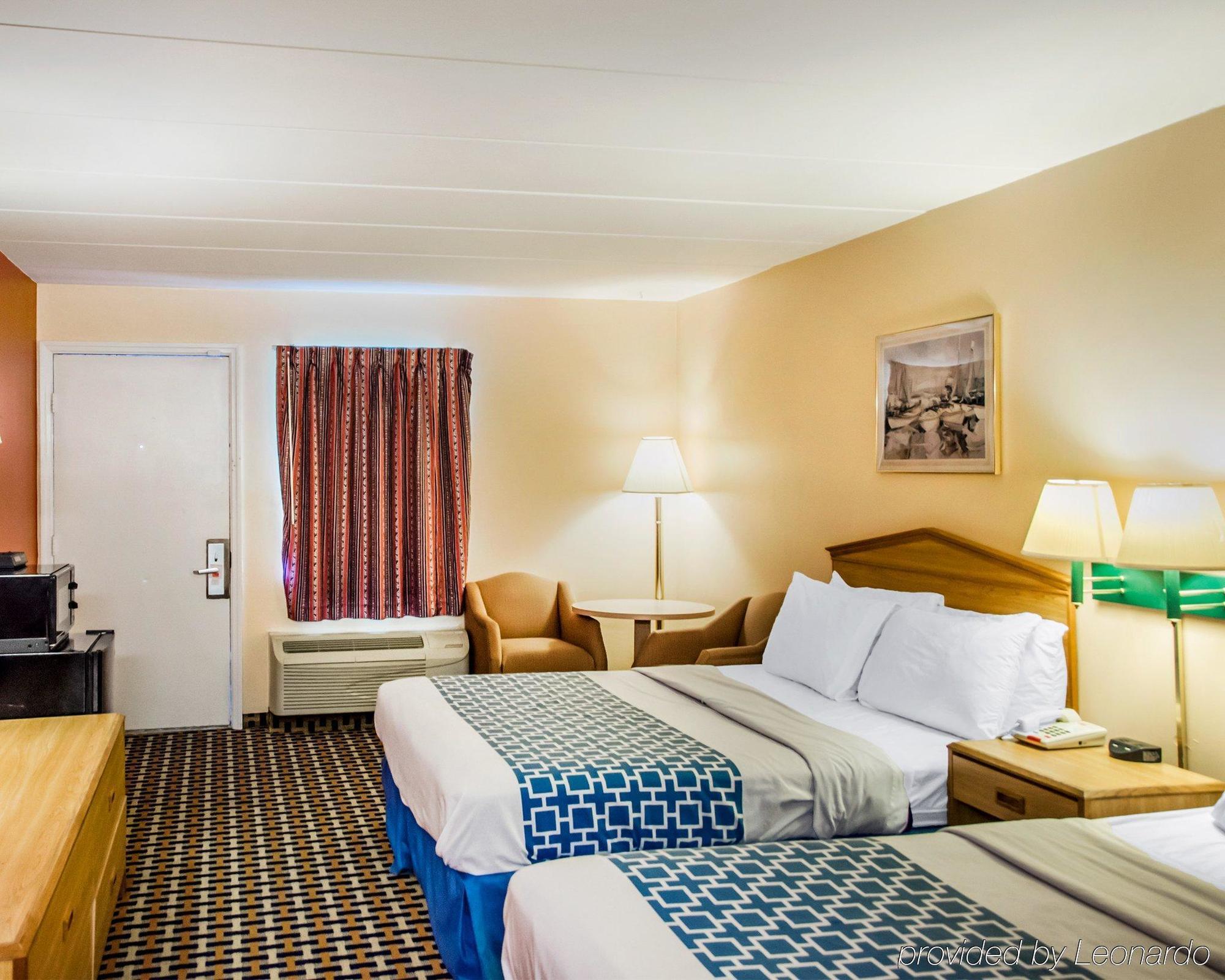 Econo Lodge Franklin Екстериор снимка