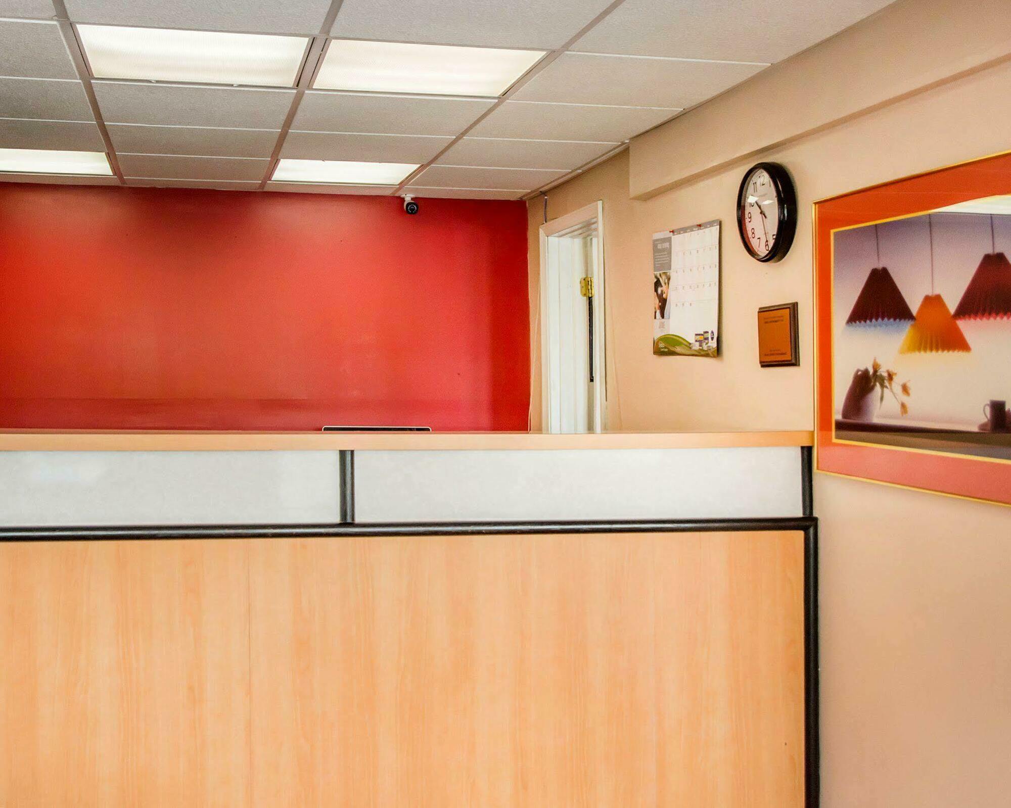 Econo Lodge Franklin Екстериор снимка